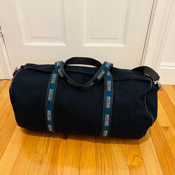Pritzker Private Capital Banker Duffle Bag 21" NEW, Authentic VERY RARE~! - Picture 7 of 16